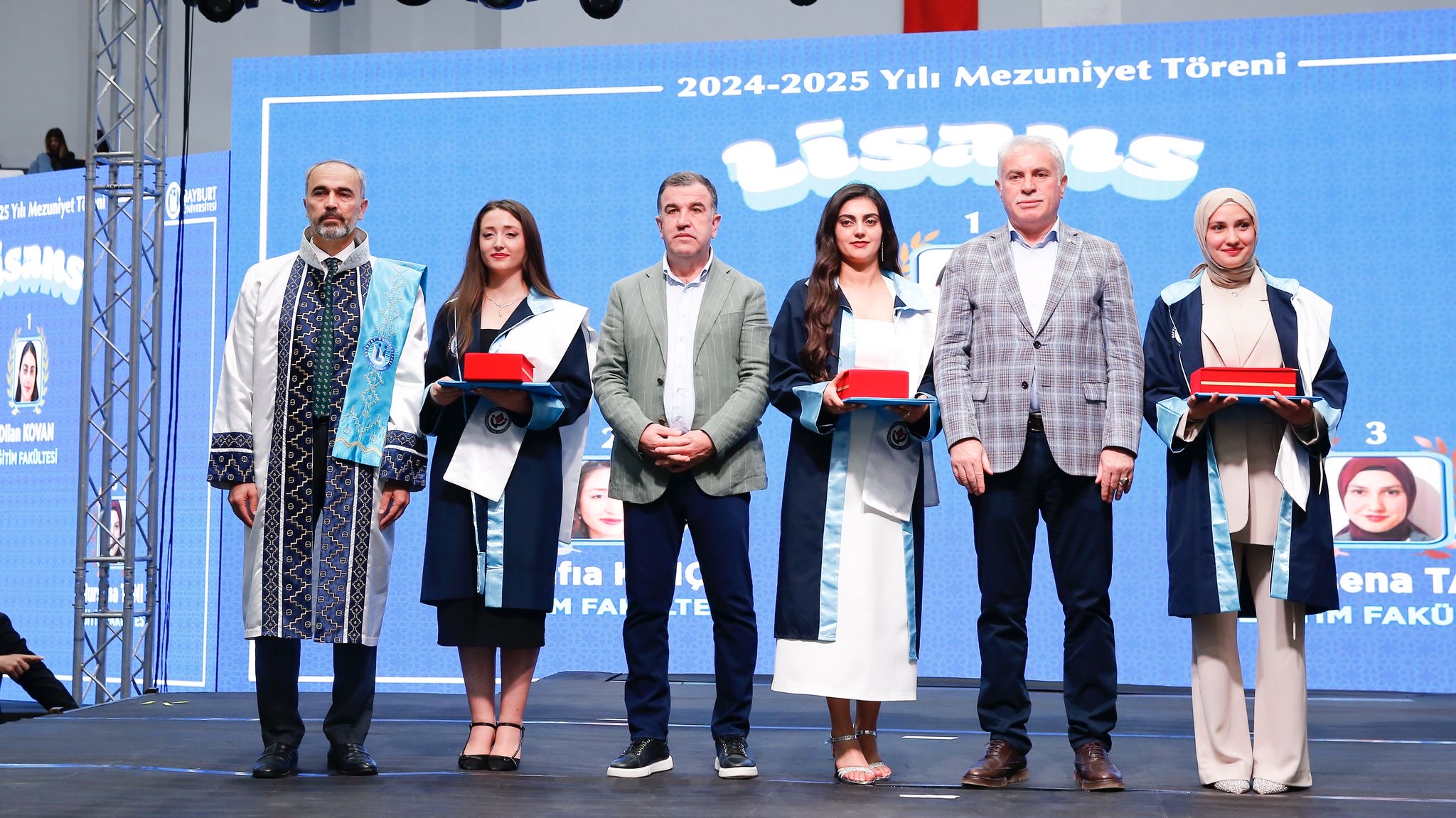 Mezuniyet Törenleri Konser Coşkusuyla Tamamlandı