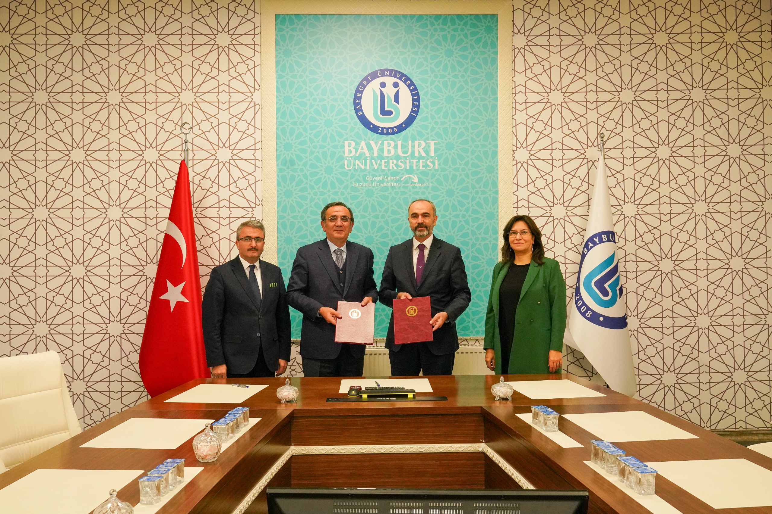 Cooperation Protocol in Organic Agriculture Signed Between Our University and Agrokur A.Ş.