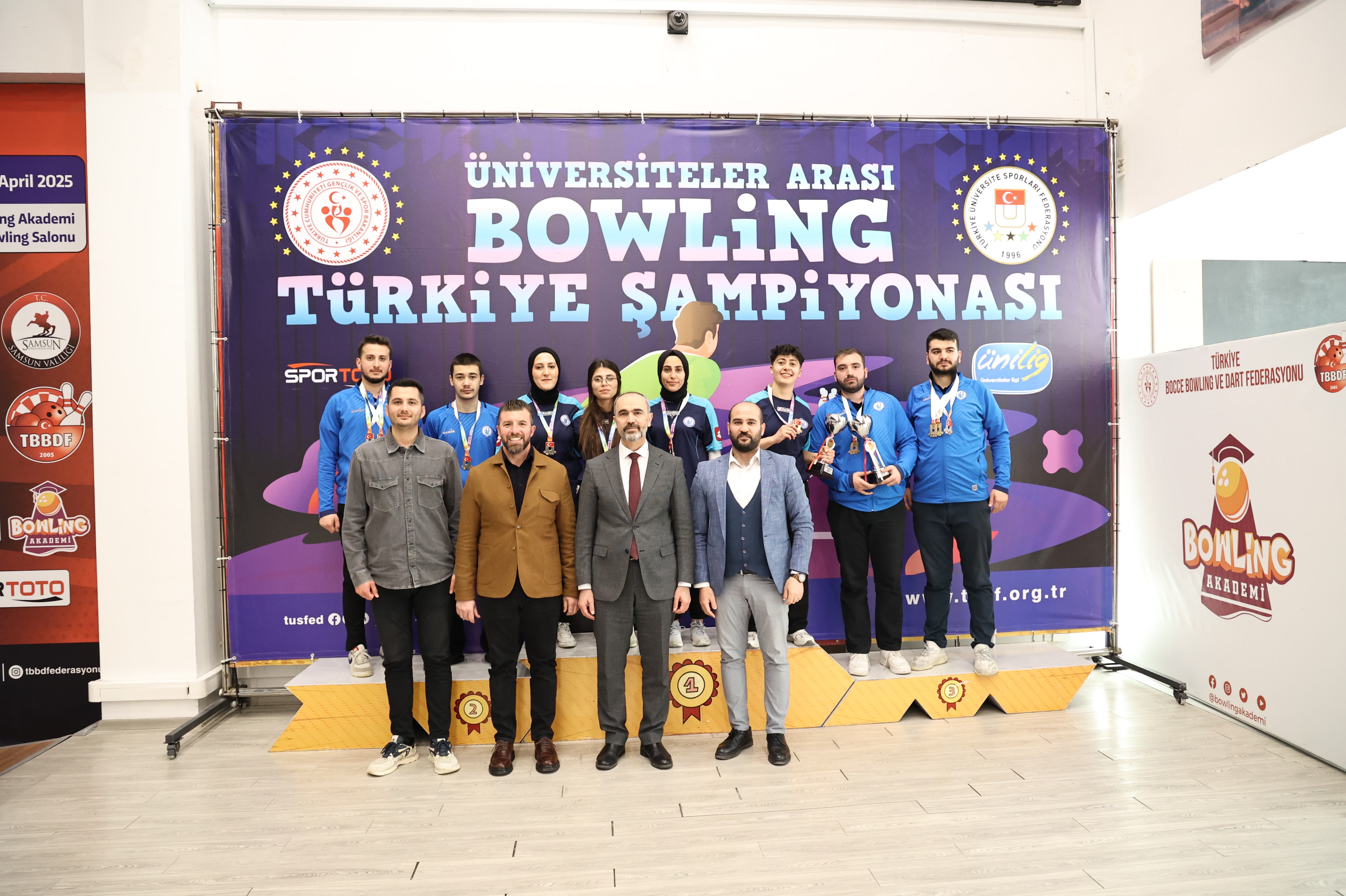 Türkiye Ünilig Bowling Şampiyonasını 12 Madalyayla Şampiyon Tamamladık